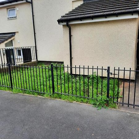 Lovely 2-Bed House In The Heart Of Woodhouse Leeds Leeds  Exterior photo