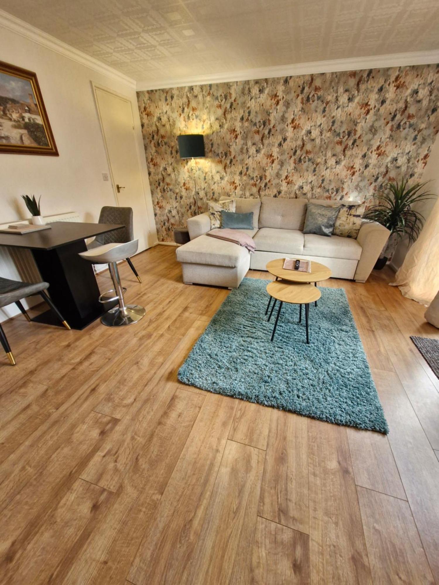 Lovely 2-Bed House In The Heart Of Woodhouse Leeds Leeds  Exterior photo